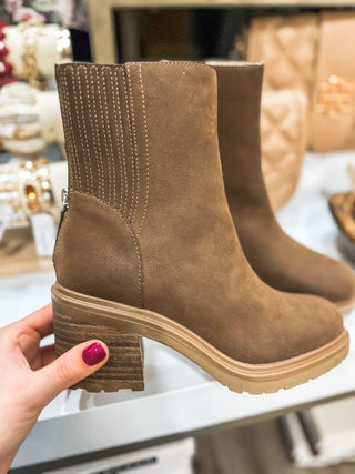 The Megan Coffee Lug Bootie - Everyday EDEN Boutique & Gifts