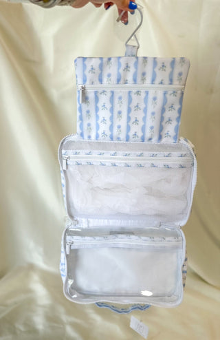 TRVL Blue Ribbon Floral Hanging Toiletry Bag - Everyday EDEN Boutique & Gifts