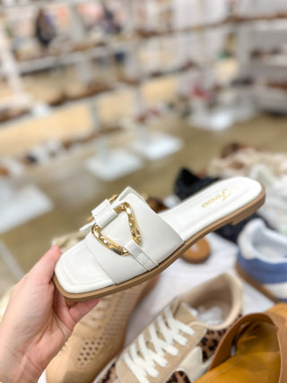 White W/ Gold Chain Standout Sandals - Everyday EDEN Boutique & Gifts